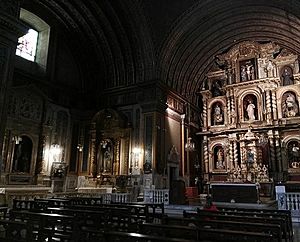 Archivo:Interior iglesia Compañia de Jesus