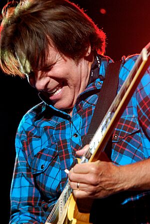 Archivo:John Fogerty at the 2011 Cisco Ottawa Bluesfest