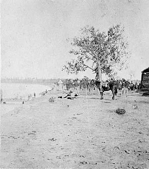 Archivo:Nez Perce prisoners at Tongue River Cantonment-1877