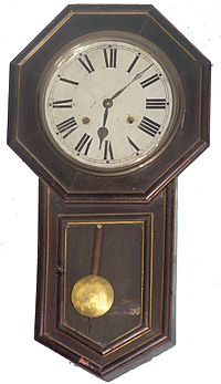 Archivo:Old Pendulum clock