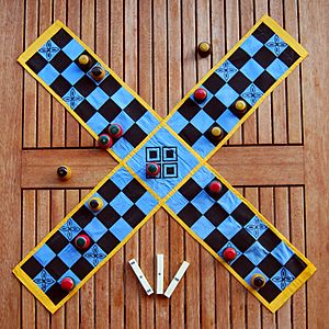 Archivo:Pachisi-real-2