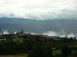 Poblacion de Huancas (Peru).JPG