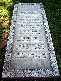 Archivo:Robert Frost Grave Bennington 2006