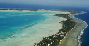 Archivo:South Tarawa from the air