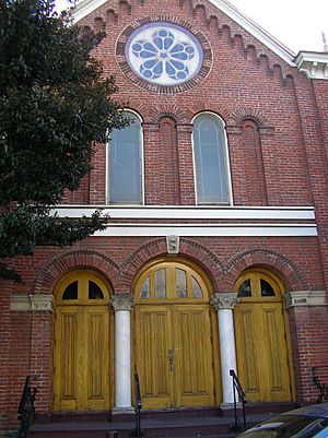 Archivo:Synagogue Emmanu-el Victoria BC
