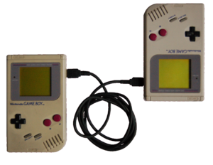Archivo:Two Gameboy with wire