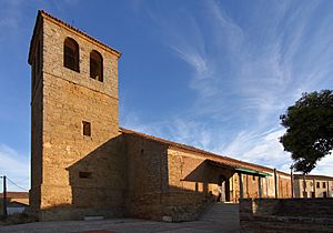 Archivo:Vidayanes, Iglesia de San Juan Bautista, fachada principal
