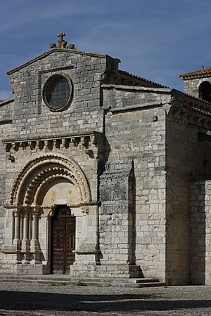 Archivo:Wamba Santa María Westfassade1200