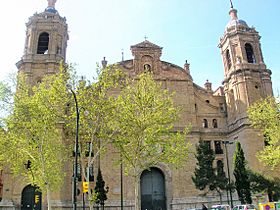 Archivo:Zaragoza - Iglesia de San Ildefonso o de Santiago el Mayor 1