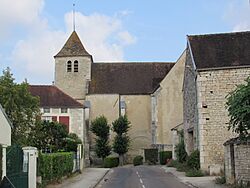 Église de Saint-Martin-sur-Armançon (2).jpg
