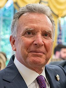 A swearing-in ceremony for Senior Adviser and Special Envoy Steve Witkoff, May 6, 2025 (cropped).jpg