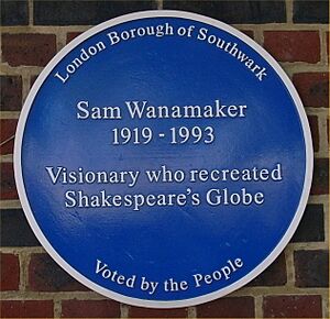 Archivo:Blue plaque Sam Wanamaker