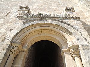 Archivo:Castillo de Loarre (8164691542)