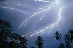 Archivo:Catatumbo Lightning - Rayo del Catatumbo (25217861751)