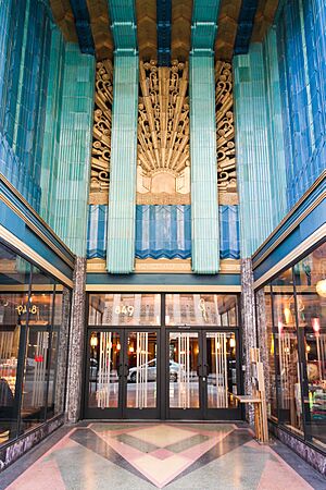 Archivo:Eastern Columbia Building-6