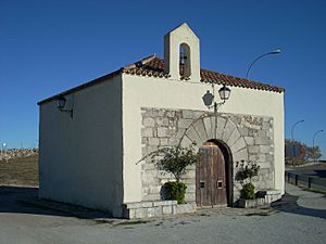 Archivo:Ermita de Santa Ana, Colmenar Viejo