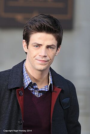 Archivo:Grant Gustin March 2014