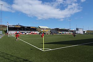 Archivo:Gundadalur Stadium, Torshavn 01