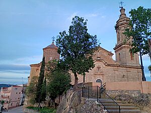 Archivo:IMG20230508SanLorenzo y capilla