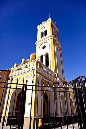 Archivo:Iglesia de San Francisco - Tarija - Bolivia