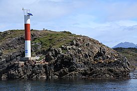 Lighthouse in the Beagle Channel (5525428198).jpg