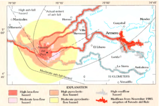 Archivo:Nevado del Ruiz hazard map, from Wright and Pierson