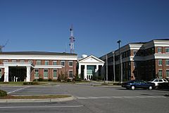 New Horry County Courthouse and county office complex, Conway, South Carolina (18 November 2006).jpg