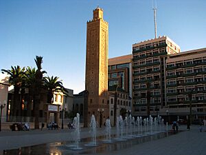 Archivo:Oujda.Mosque 01