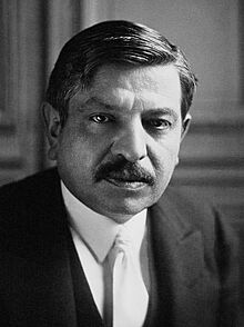 Pierre Laval a Meurisse 1931 (3x4 cropped).jpg