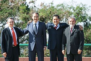 Archivo:Presidents Uribe Zapatero Chavez And Lula