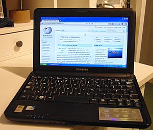 Archivo:Samsung N130 Netbook running Windows XP, 11 December 2019