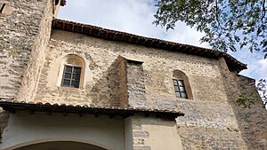 Archivo:San Pedro eliza, Dallo, Araba 3