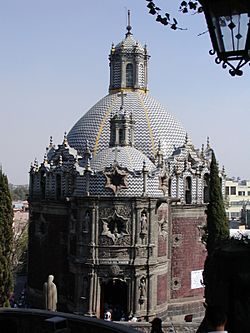 Archivo:Templo del Pocito