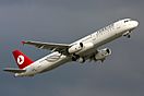 Turkish Airlines Airbus A321 TC-JML.jpg