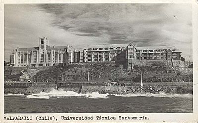 Archivo:Valparaíso (Chile), Universidad Técnica Santamaria, 1949