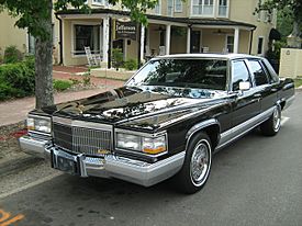 1991 Cadillac Brougham gold-edition black fl.jpg