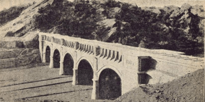 Archivo:Acueducto de Perera