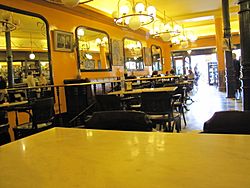 Archivo:Café literario Novelty Plaza Mayor Salamanca