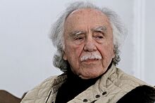 Carlos Payán Velver.jpg
