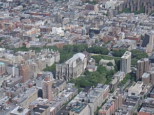 Archivo:Cathedral Saint John Divine NYC