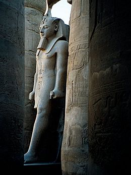 Archivo:Egypt.LuxorTemple.02