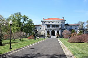 Archivo:Elkins Estate