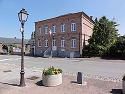 Fontenelle (Aisne, Fr) mairie.jpg