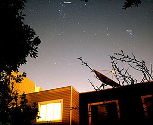 Archivo:Holmes and Pleiades 11 29 07new
