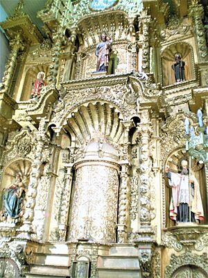 Archivo:Iglesia de San José, conocida por su Altar de Oro (centro histórico de la ciudad de Panamá)