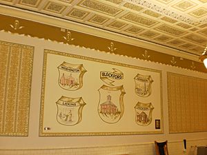 Archivo:Inside of Blackford County Courthouse (wall with townships)