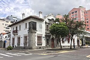 Archivo:Mansión Carrión