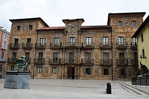 Archivo:Palacio de Camposagrado