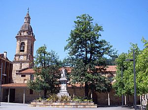 Archivo:Urretxu - Iglesia de San Martín de Tours 02