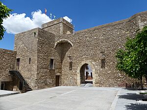 Archivo:Castillo de El Coronil 04